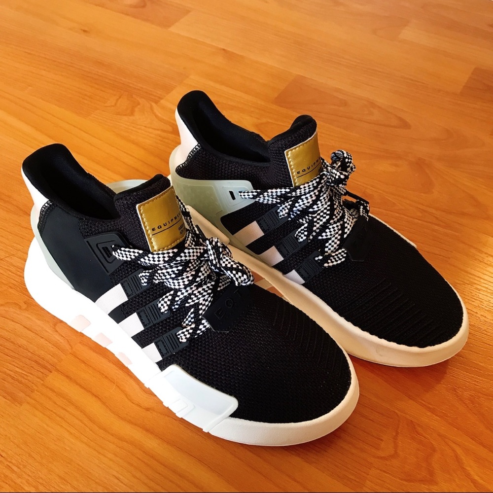 Adidas Women’s Equipment ADV/91-18 (Fit Like US 7)